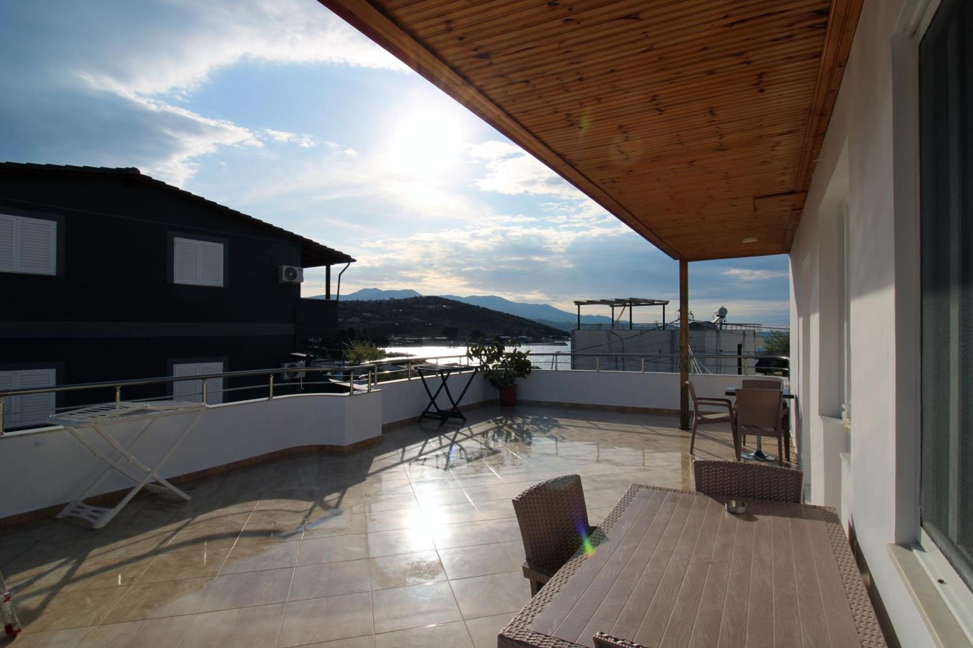 Seaside Vila Genti Pollo คซามิล ภายนอก รูปภาพ